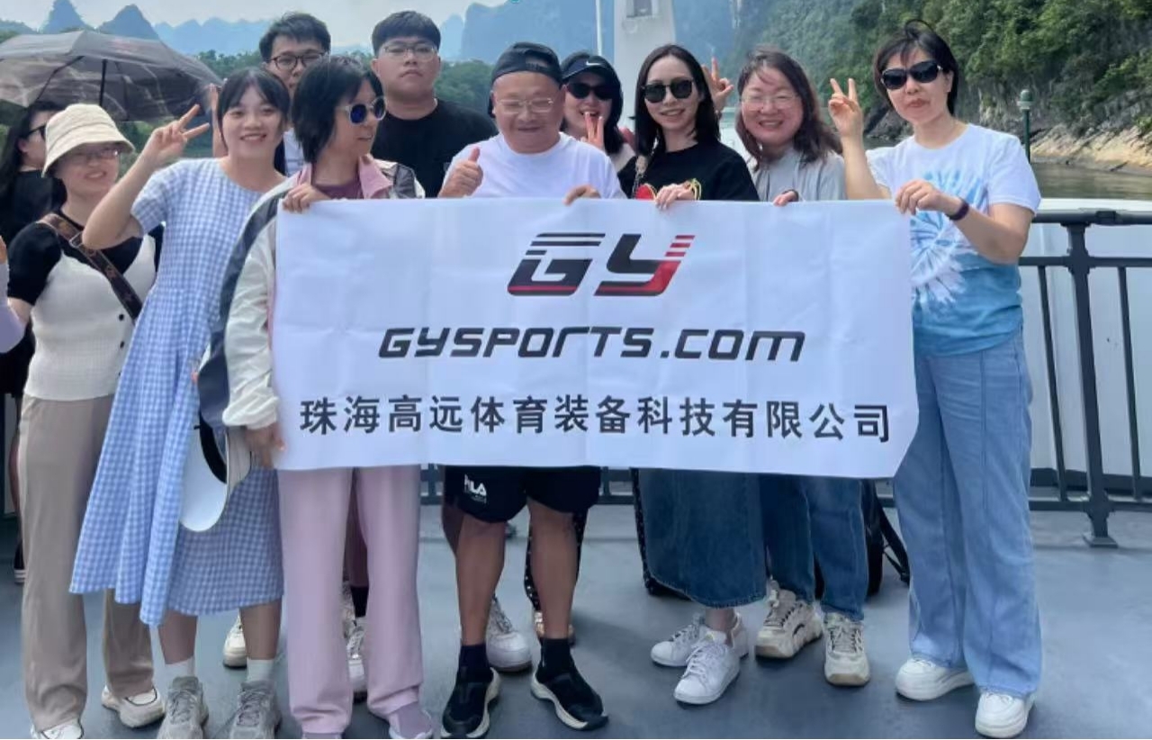 Konpainiaren irteera Guilin eta Yangshuora: edertasun eszenikoen, tokiko sukaldaritzaren eta kultur gozagarrien abentura ikusgarria